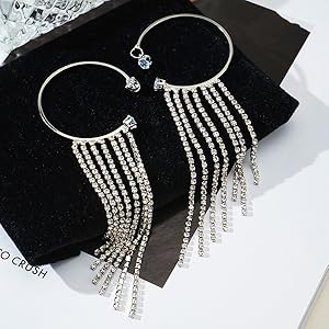 EARRING